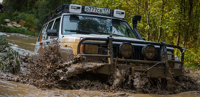 Купить джип-тур на внедорожниках в Нижнем Новгороде. Сервис Ultra Подарки. Купите джип-тур на внедорожниках в Нижнем Новгороде и отправляйтесь в настоящее автомобильное путешествие по бездорожью. UltraPodarki.ru 8 800 505 95 30. Экспедиции на внедорожниках, дорожное приключение, автомобиль путешествие, путешествие авто, автотуризм, автотур, автопутешествия по Нижнем Новгороде, джип-тур, купить джип-тур, джип-тур Нижний Новгород, экспедиция не внедорожниках Нижний Новгород, автотур Нижний Новгород, путешествие авто Нижний Новгород, путешествие на автомобиле Нижний Новгород
