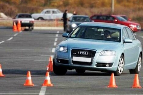 Контраварийное вождение в Нижнем Новгороде. Ultra Подарки. Купить уроки контраварийного вождения в Нижнем Новгороде. Научитесь водить машину в любых условиях! Сервис UltraPodarki.ru 8 800 505 95 30. Контраварийное вождение Нижний Новгород, контраварийное вождение, экстремальное вождение Нижний Новгород, экстремальное вождение, обучение вождению Нижний Новгород, обучение вождению, вождение Нижний Новгород, вождение,  курс вождения Нижний Новгород, курс вождения, курсы экстремальное вождения Нижний Новгород, курсы экстремального вождения, обучение в автошколе Нижний Новгород, обучение в автошколе