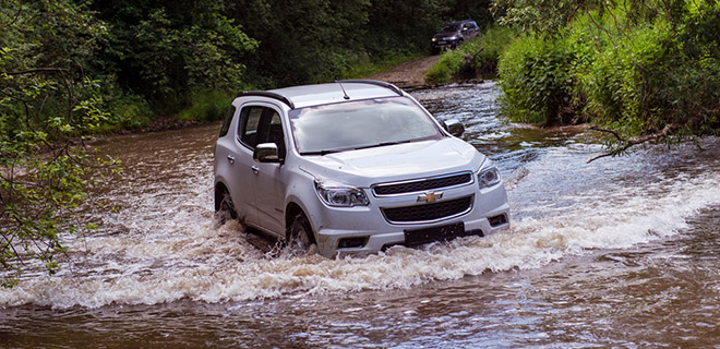 Купить джип-тур на внедорожниках в Нижнем Новгороде. Сервис Ultra Подарки. Купите джип-тур на внедорожниках в Нижнем Новгороде и отправляйтесь в настоящее автомобильное путешествие по бездорожью. UltraPodarki.ru 8 800 505 95 30. Экспедиции на внедорожниках, дорожное приключение, автомобиль путешествие, путешествие авто, автотуризм, автотур, автопутешествия по Нижнем Новгороде, джип-тур, купить джип-тур, джип-тур Нижний Новгород, экспедиция не внедорожниках Нижний Новгород, автотур Нижний Новгород, путешествие авто Нижний Новгород, путешествие на автомобиле Нижний Новгород