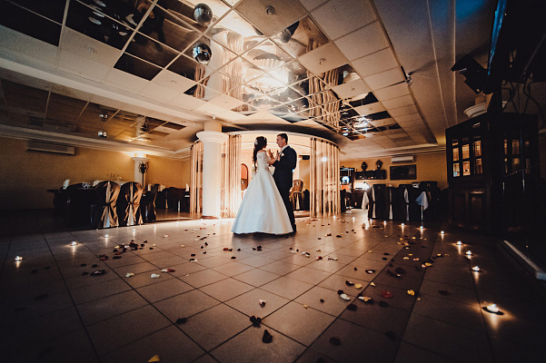 Романтическое свидание в Нижнем Новгороде. Ultra Подарки. Купить романтическое свидание в Нижнем Новгороде. Подарите самым близким незабываемые моменты и признайтесь в искренних чувствах. Сервис UltraPodarki.ru 8-800-505-95-30. Романтическое свидание в Нижнем Новгороде, свидание в Нижнем Новгороде, свидание, сертификат на свидание, сертификат на свидание в Нижнем Новгороде, купить свидание, купить свидание Нижний Новгород, первое свидание, девушка свидание, хороший ресторан, романтический ресторан, свидание нижний новгород, романтический вечер, романтический ужин, романтические любимому, романтическая музыка