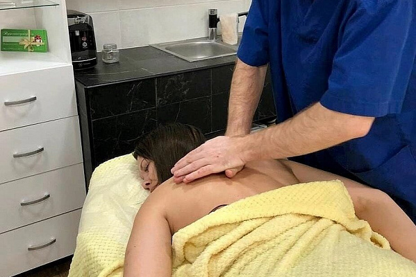 Лечебный массаж. Подарочные сертификаты Ultra Подарки Нижний Новгород. Купить подарочный сертификат на Лечебный массаж. Сервис UltraPodarki.ru Нижний Новгород 8 800 505 95 30.. Общий массаж, общий массаж в Нижнем Новгороде, лечебный массаж, лечебный массаж в Нижнем Новгороде, массаж для мужчин в Нижнем Новгороде, массаж для женщин в Нижнем Новгороде,массаж для мужчин, массаж для женщин, общий массаж для мужчин, общий массаж для женщин