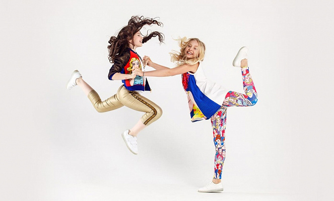 Школа танцев для детей в Нижнем Новгороде. Эстрадный танец, Хип-Хоп, Джаз-фанк, Брейк данс, Вог, Контемп. Ultra Подарки. Купить абонемент на занятия в школу танцев DANCE LIFE STUDIO в Нижнем Новгороде. Танцы повышают настроение и придают уверенность в себе. Сервис UltraPodarki.ru 8 (800) 505 95 30. занятия танцами, занятия танцами для детей, студия танцевальный, танец урок, танец студия, танцевальный школа, танец школа, танец обучение, современный танец школа, школа танцев, школа танцев в Нижнем Новгороде, DANCE LIFE STUDIO, Эстрадный танец, Хип-Хоп, Джаз-фанк, Брейк данс, Вог, Контемп