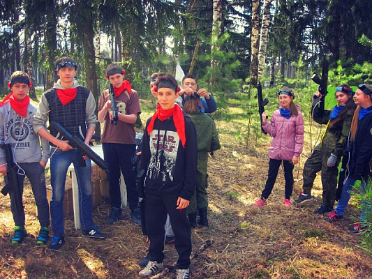 Игра в лазертаг в Нижнем Новгороде. Сервис Ultra Подарки. Купить лазертаг в городе Нижний Новгородf. Попробуйте лазерный пейнтбол в лазертаг клубе. Цены на лазертаг. Сервис: UltraPodarki.ru 8 800 505 95 30. Лазертаг в Нижнем Новгороде, купить лазертаг Нижний Новгород, лазертаг, купить лазертаг, лазерный пейнтбол Нижний Новгород, лазертаг для детей Нижний Новгород, лазертаг клуб, лазертаг клуб Нижний Новгород