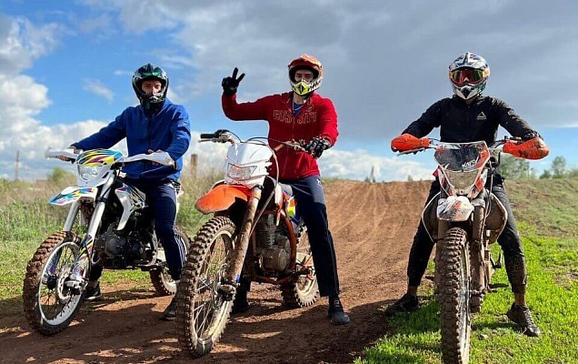 Катание на мотоцикле в Нижнем Новгороде. ULTRA ПОДАРКИ. Купить катание на мотоцикле в Нижнем Новгороде. Попробовав езду на мотоциклах, вы получите порцию адреналина и невероятные эмоции. Сервис: UltraPodarki.ru 8 800 505 95 30.. Катание на мотоцикле в Нижнем Новгороде, прокат мотоциклов Нижний Новгород, катание на мотоциклах, прокат мотоцикла, езда на мотоцикле Нижний Новгород, езда на мотоцикле, мотопрогулка Нижний Новгород, мотопрогулка, поездки на байке, личный мотоцикл, катание на мотоцикле, мотоциклетный шлем, увлечение поездками на мотоцикле, пристрастие к мотоциклам, сертификат на поездку на мотоцикле, прокатиться на мотоцикле, мото-транспорт, мото-треки, мото-поездки, езда на мотоцикле в Нижнем Новгороде, катание на мотоцикле в Нижнем Новгороде, мотоклуб в Нижнем Новгороде
