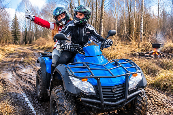 Прокат квадроциклов  в Нижнем Новгороде. Сервис Ultra Подарки. Подарочный сертификат на прокат квадроциклов в Нижнем Новгороде. Закажите катание на квадроциклах недорого и наслаждайтесь активным отдыхом с друзьями. Выбирайте живописные маршруты для езды на квадроциклах. Сервис UltraPodarki.ru 8800-505-9530. Катание на квадроциклах, Прокат квадроциклов, езда на квадроцикле, прокат квадроциклов в Нижнем Новгороде, катание на квадроциклах в Нижнем Новгороде, Катание на квадроциклах летом, Катание на квадроциклах зимой, Сертификат на катание на квадроциклах 

