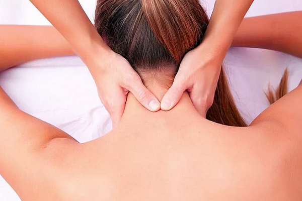 Шейно-воротниковый массаж. Подарочные сертификаты Ultra Подарки Нижний Новгород. Купить подарочный сертификат на Шейно-воротниковый массаж. Сервис UltraPodarki.ru Нижний Новгород 8 800 505 95 30.. Общий массаж, общий массаж в Нижнем Новгороде, лечебный массаж, лечебный массаж в Нижнем Новгороде, массаж для мужчин в Нижнем Новгороде, массаж для женщин в Нижнем Новгороде,массаж для мужчин, массаж для женщин, общий массаж для мужчин, общий массаж для женщин