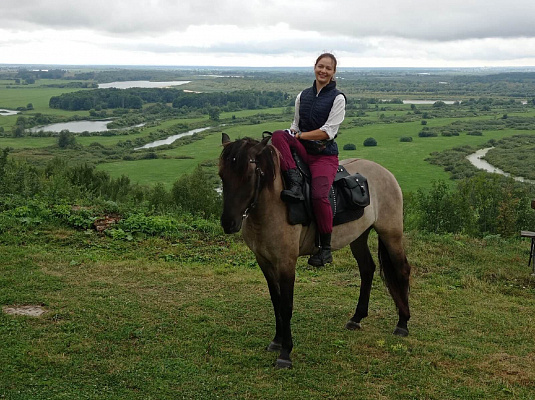Конная прогулка для двоих в Нижнем Новгороде. Подарочные сертификаты Ultra Подарки. Купить оригинальный подарок или подарочный сертификат на Конная прогулка для двоих в Нижнем Новгороде. Сервис UltraPodarki.ru 8-800-505-9530. Катание на лошадях, Прогулка на лошади, Прогулка на лошадях для двоих, Конная прогулка для двоих, конный клуб, Казачий Конный клуб , конная прогулка, конная прогулка в Нижнем Новгороде