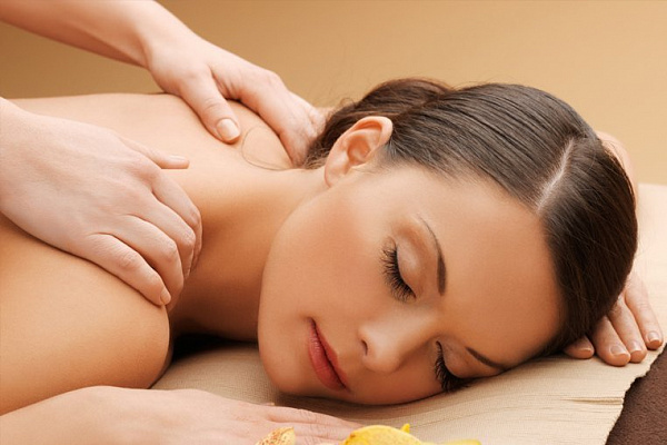 Шейно-воротниковый массаж. Подарочные сертификаты Ultra Подарки Нижний Новгород. Купить подарочный сертификат на Шейно-воротниковый массаж. Сервис UltraPodarki.ru Нижний Новгород 8 800 505 95 30.. Общий массаж, общий массаж в Нижнем Новгороде, лечебный массаж, лечебный массаж в Нижнем Новгороде, массаж для мужчин в Нижнем Новгороде, массаж для женщин в Нижнем Новгороде,массаж для мужчин, массаж для женщин, общий массаж для мужчин, общий массаж для женщин