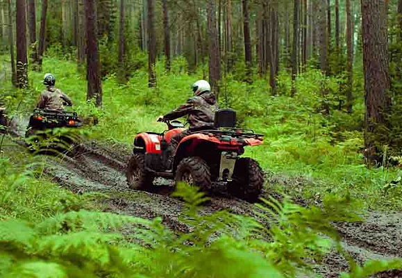 Прокат квадроциклов  в Нижнем Новгороде. Сервис Ultra Подарки. Подарочный сертификат на прокат квадроциклов в Нижнем Новгороде. Закажите катание на квадроциклах недорого и наслаждайтесь активным отдыхом с друзьями. Выбирайте живописные маршруты для езды на квадроциклах. Сервис UltraPodarki.ru 8800-505-9530. Катание на квадроциклах, Прокат квадроциклов, езда на квадроцикле, прокат квадроциклов в Нижнем Новгороде, катание на квадроциклах в Нижнем Новгороде, Катание на квадроциклах летом, Катание на квадроциклах зимой, Сертификат на катание на квадроциклах 

