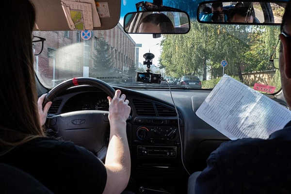 Контраварийное вождение в Нижнем Новгороде. Ultra Подарки. Купить уроки контраварийного вождения в Нижнем Новгороде. Научитесь водить машину в любых условиях! Сервис UltraPodarki.ru 8 800 505 95 30. Контраварийное вождение Нижний Новгород, контраварийное вождение, экстремальное вождение Нижний Новгород, экстремальное вождение, обучение вождению Нижний Новгород, обучение вождению, вождение Нижний Новгород, вождение,  курс вождения Нижний Новгород, курс вождения, курсы экстремальное вождения Нижний Новгород, курсы экстремального вождения, обучение в автошколе Нижний Новгород, обучение в автошколе