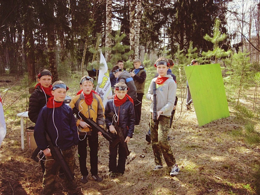 Игра в лазертаг в Нижнем Новгороде. Сервис Ultra Подарки. Купить лазертаг в городе Нижний Новгородf. Попробуйте лазерный пейнтбол в лазертаг клубе. Цены на лазертаг. Сервис: UltraPodarki.ru 8 800 505 95 30. Лазертаг в Нижнем Новгороде, купить лазертаг Нижний Новгород, лазертаг, купить лазертаг, лазерный пейнтбол Нижний Новгород, лазертаг для детей Нижний Новгород, лазертаг клуб, лазертаг клуб Нижний Новгород