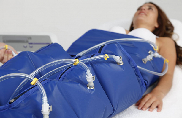 Процедура прессотерапии в Нижнем Новгороде. Сервис Ultra Подарки. Купить прессотерапию в Нижнем Новгороде для себя или в подарок. Фитнес-клуб ЛЕДИ ФИТНЕС. Сервис UltraPodarki.ru 8 800 505 95 30. лимфодренажный массаж, антицеллюлитный массаж, прессотерапия, 
прессотерапия отзывы, прессотерапия Нижний Новгород, прессотерапия фото, прессотерапия купить, прессотерапия цена, Фитнес-клуб ЛЕДИ ФИТНЕС, Нижний Новгород, массаж от целлюлита